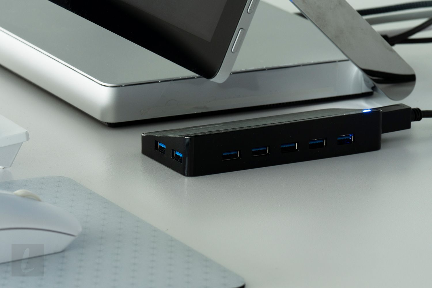 AmazonBasics 7-porttinen USB 3.0 -keskitin