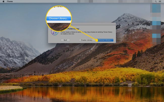 Macin "Valitse iTunes-kirjasto" -ikkuna, jossa Valitse kirjasto -painike on korostettuna
