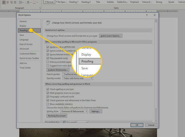Microsoft Wordin asetukset, joiden otsikko Oikoluku korostettuna