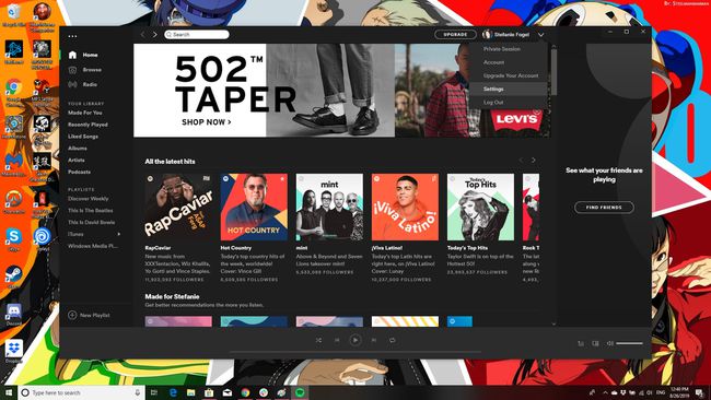 Kuvakaappaus Spotify-työpöytäsovelluksesta, jossa Asetukset on korostettuna