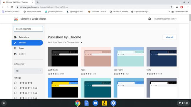 Valitse haluamasi Chromebook-teema Chrome Web Storesta.