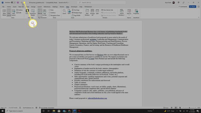 Lopeta puhuminen -kuvake Microsoft Word -työkalurivillä