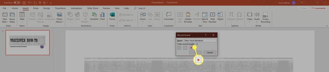 Kuvakaappaus, jossa näkyy äänityspainike Äänitä ääni -valintaikkunassa MS PowerPointissa.