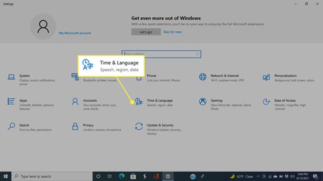 Aika ja kieli -otsikko Windows 10 -asetuksissa