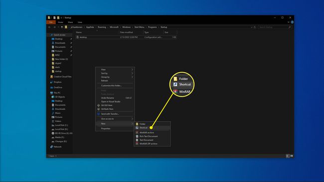 Kuvakaappaus pikakuvakkeen luomisesta Windows 10:n käynnistyskansioon.