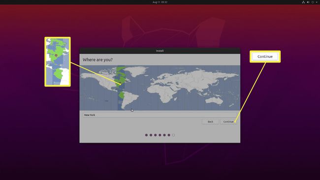 Kuvakaappaus aikavyöhykkeen valitsemisesta Ubuntussa.