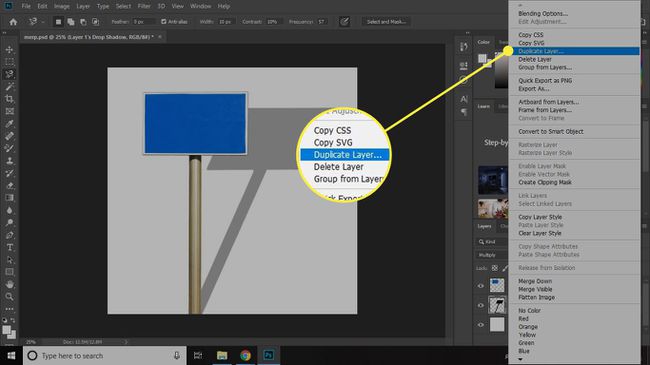 Kuvakaappaus Photoshopista, jossa on Duplicate Layer -komento korostettuna