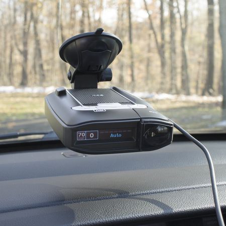 Escort Max 360 -lasertutkatunnistin GPS:llä