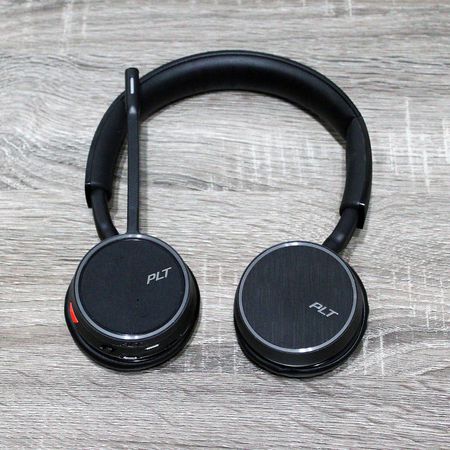 Plantronics Voyager 4220 UC