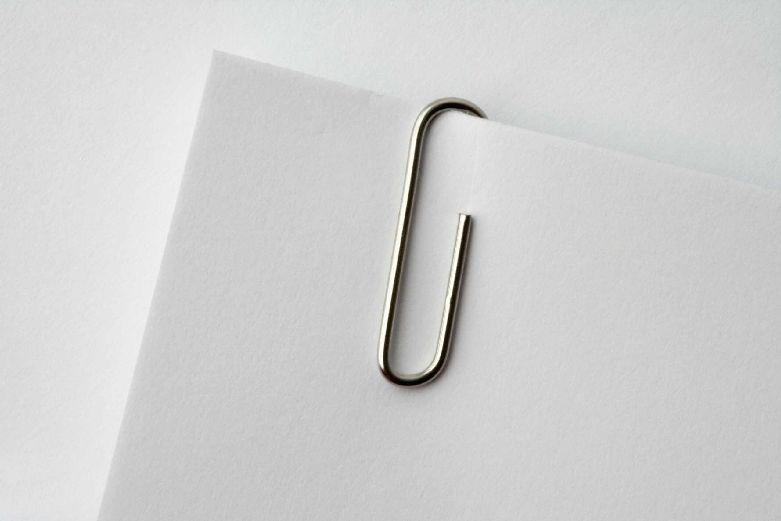 paper clip on corner of paper 72665250 57c35a9f5f9b5855e5ad5978 scaled