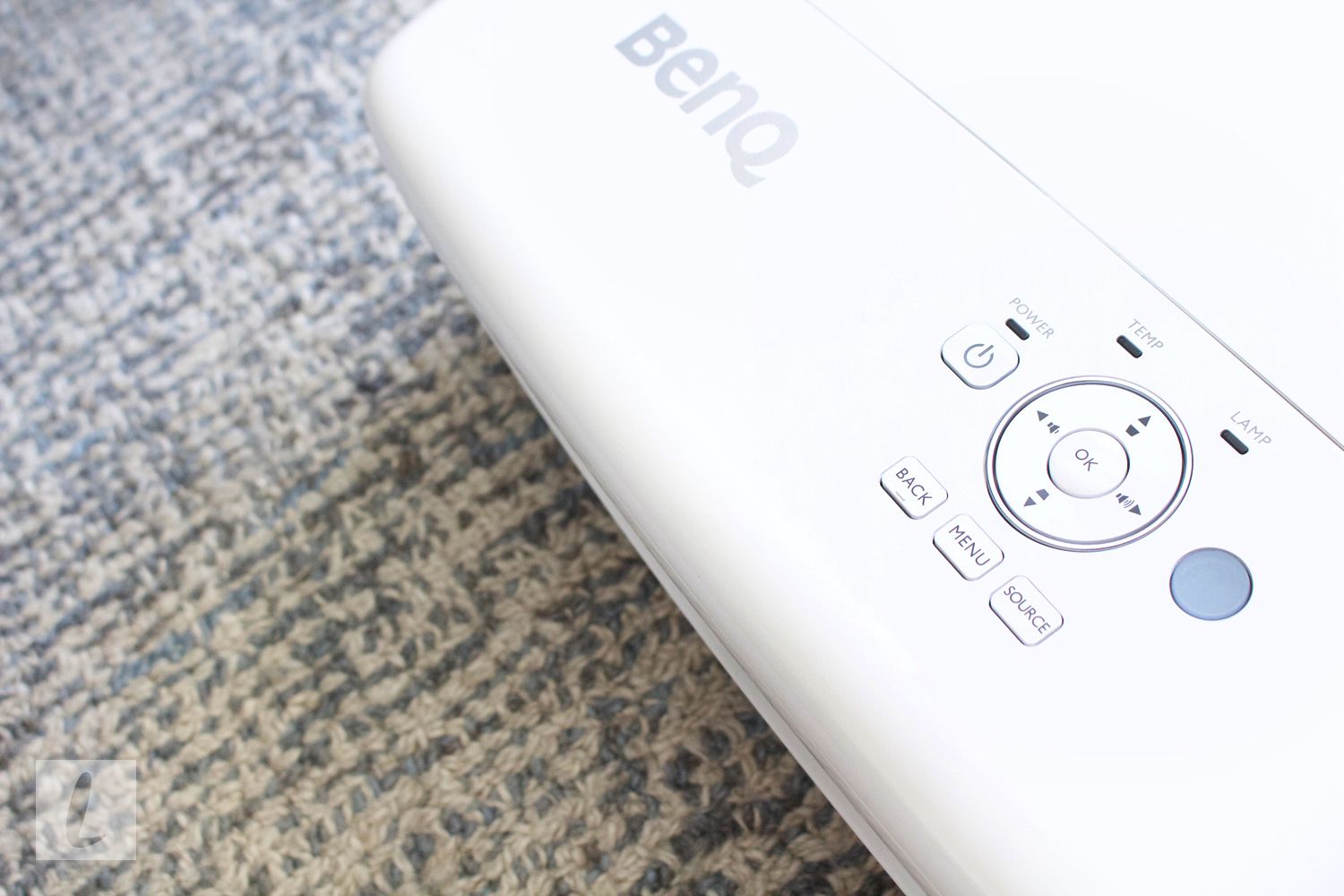 BenQ HT2050A