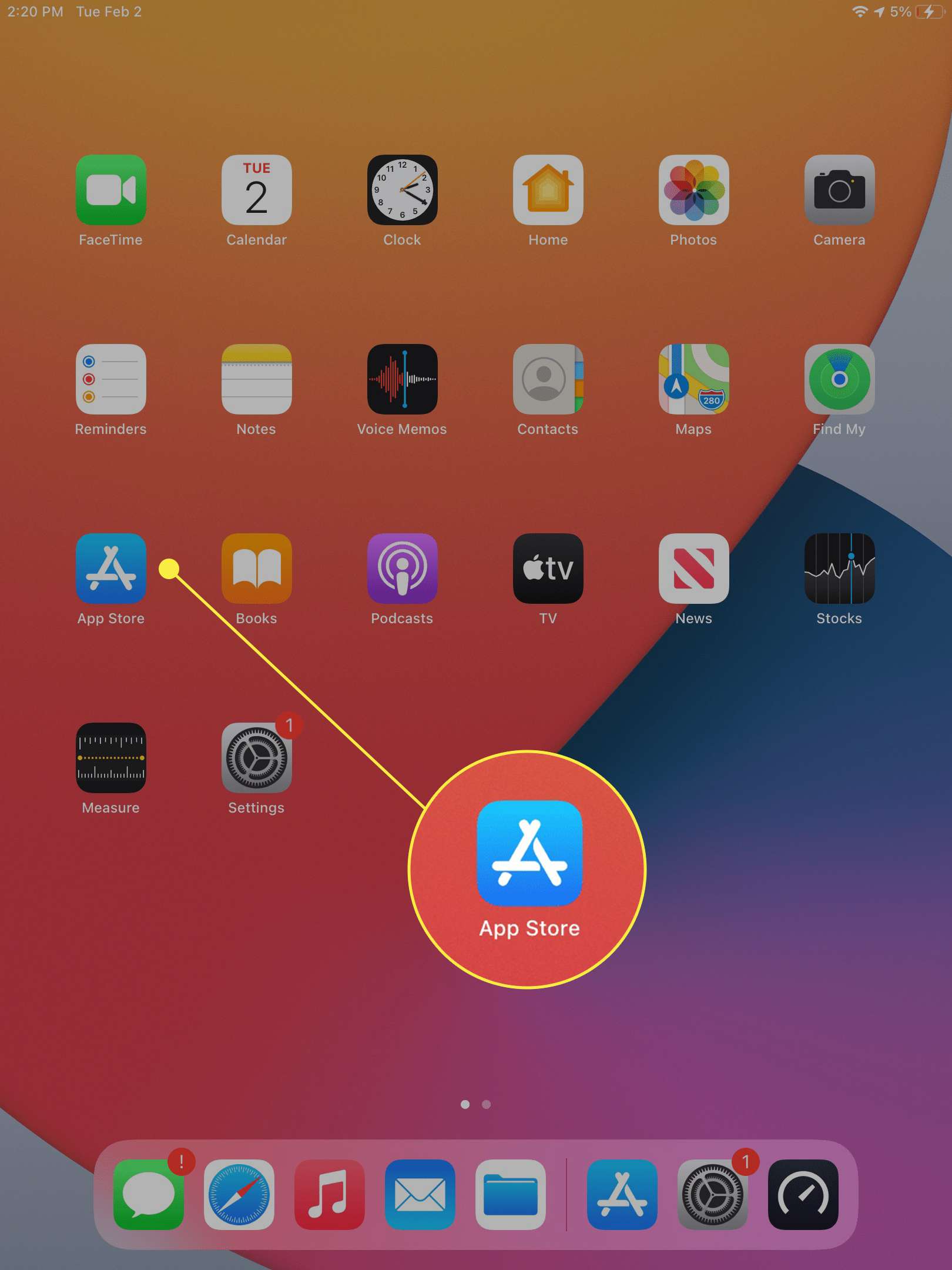 iPadin aloitusnäyttö, jossa App Store -kuvake on korostettuna.