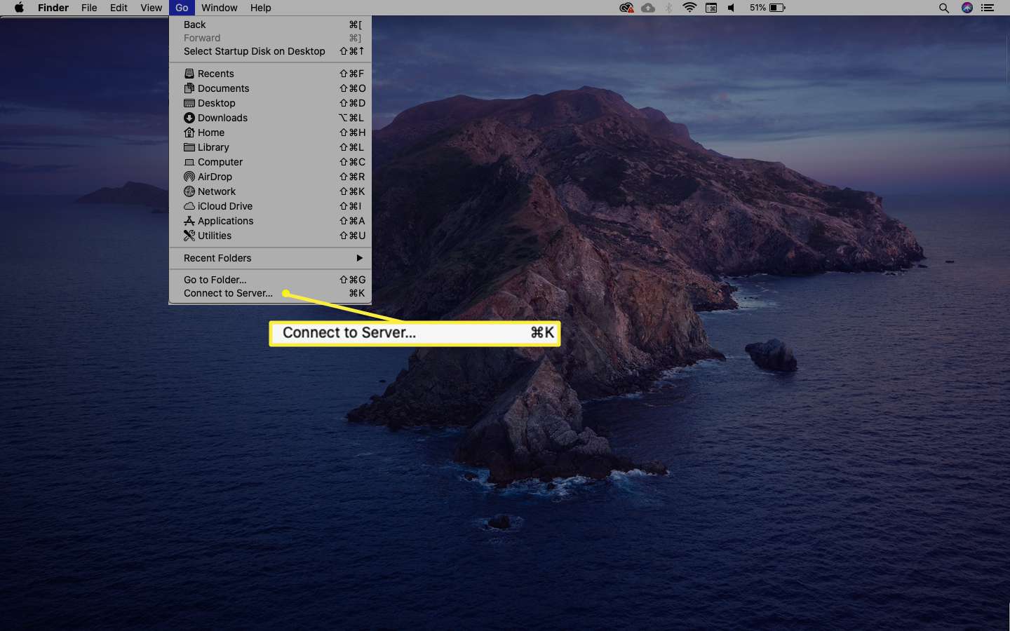 Muodosta yhteys palvelimeen, joka on korostettuna Macin Finder-valikon Go-kohdasta