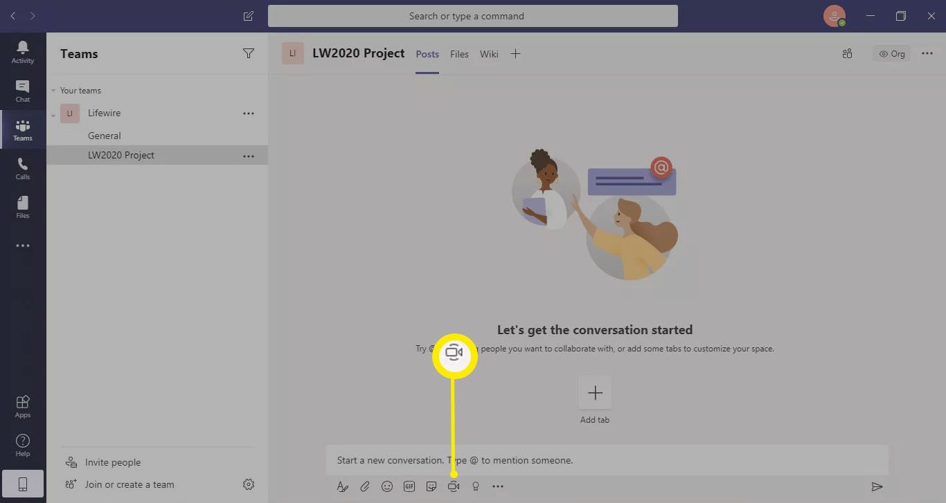 Aloita videopuhelu valitsemalla tietyssä tiimissä tai kanavassa keskusteluikkunan alareunassa oleva videokamerakuvake.