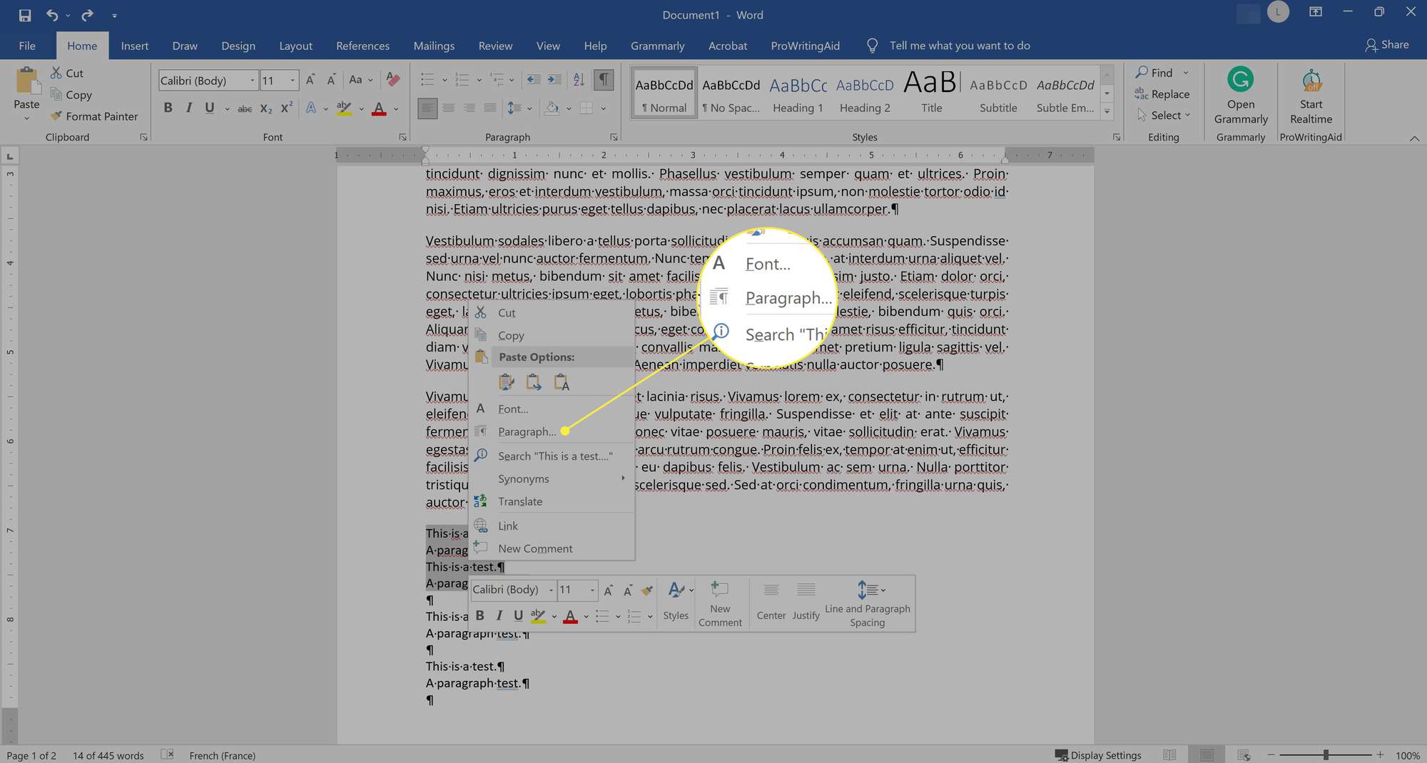 Napsauta hiiren kakkospainikkeella kontekstivalikkoa, jossa kappale on korostettu Microsoft Word 2019:ssä.