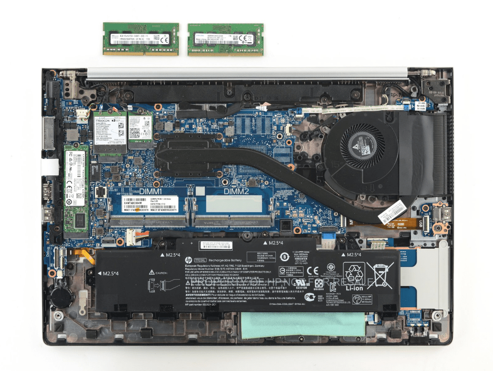 EliteBook 800 G5:n sisäpuoli RAM-muistilla sivulla