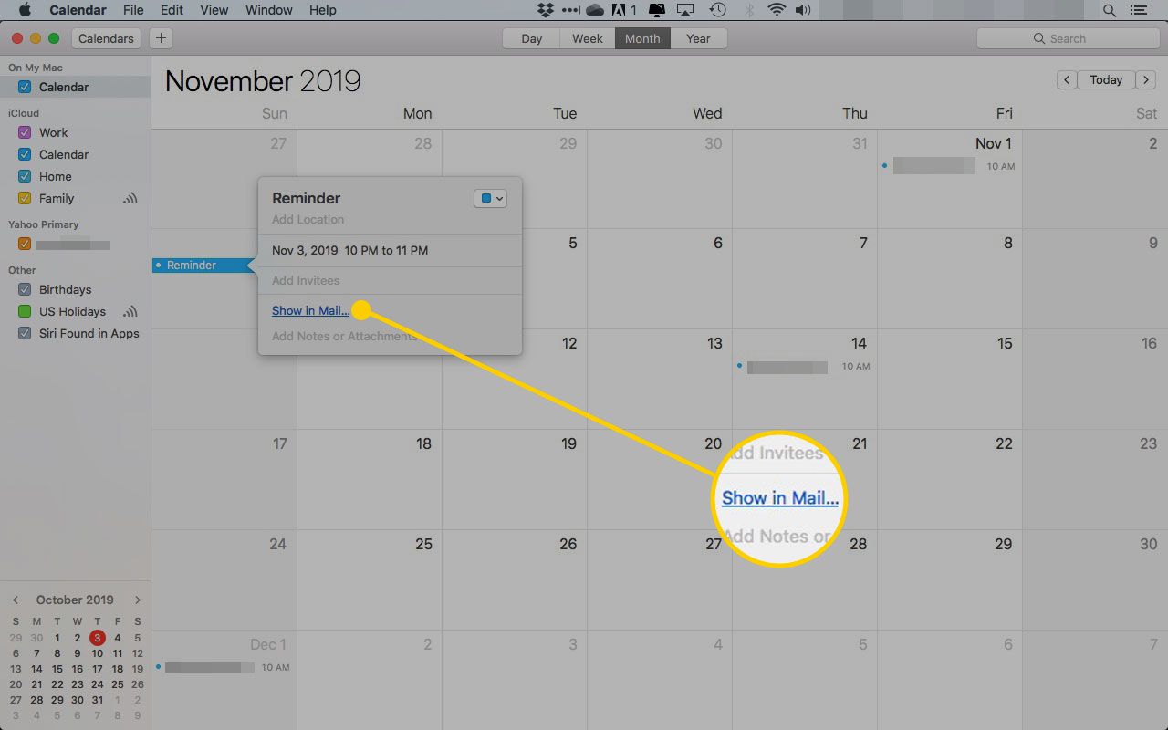 Tapahtuma macOS:n kalenterissa, jossa Näytä sähköpostissa -linkki on korostettuna